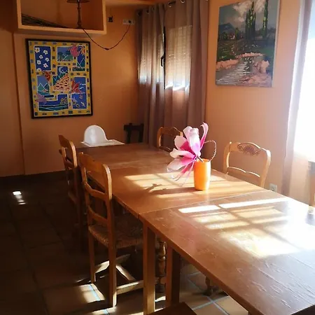 Hotel Rural La Casona Tamajon