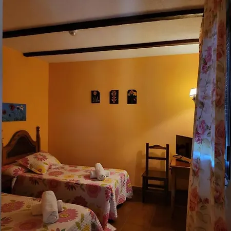 Hotel Rural La Casona 2*