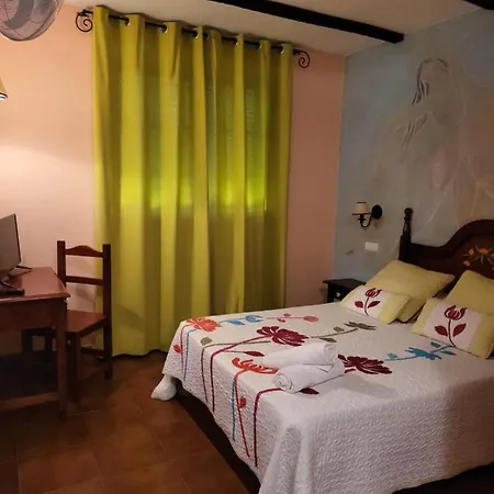 Rural La Casona 2* Tamajon